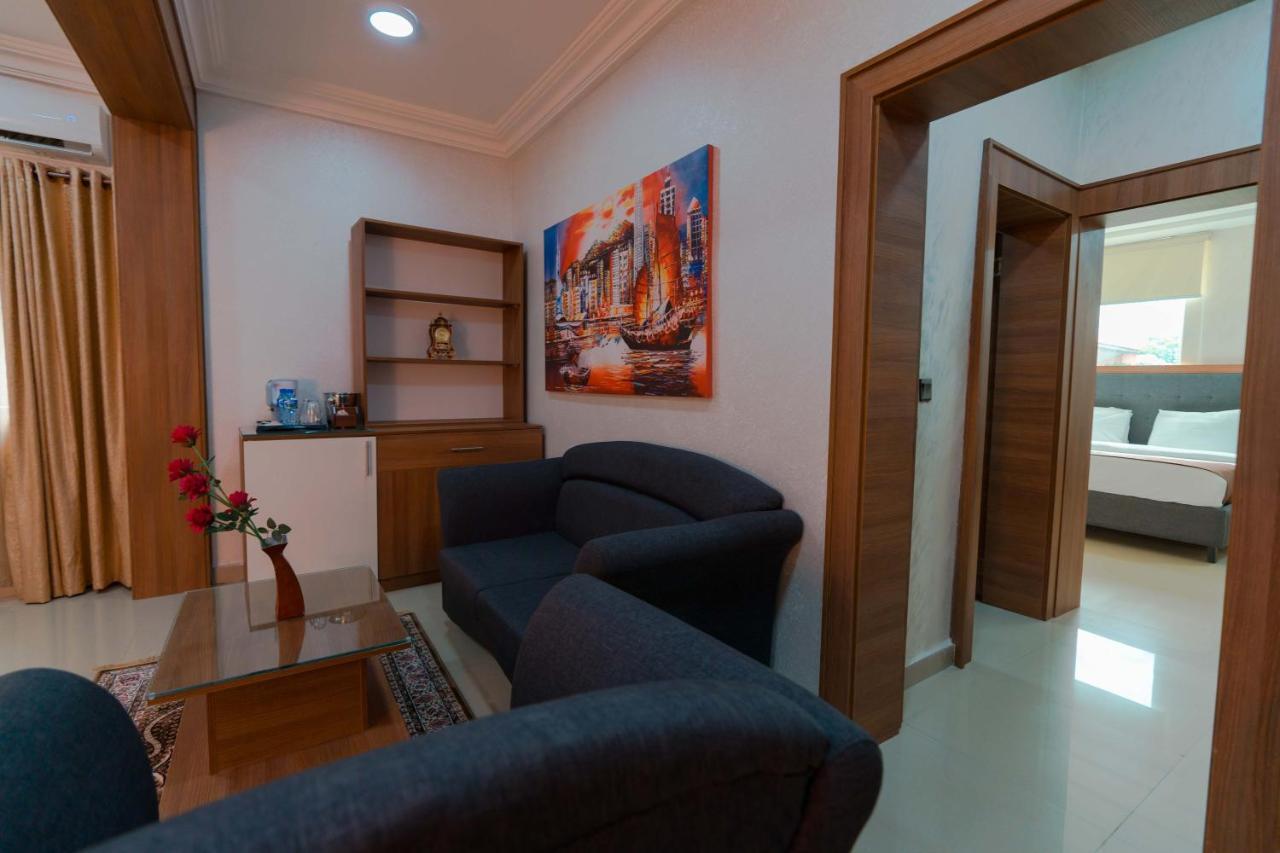 Phoenicia Suites Wupa 외부 사진